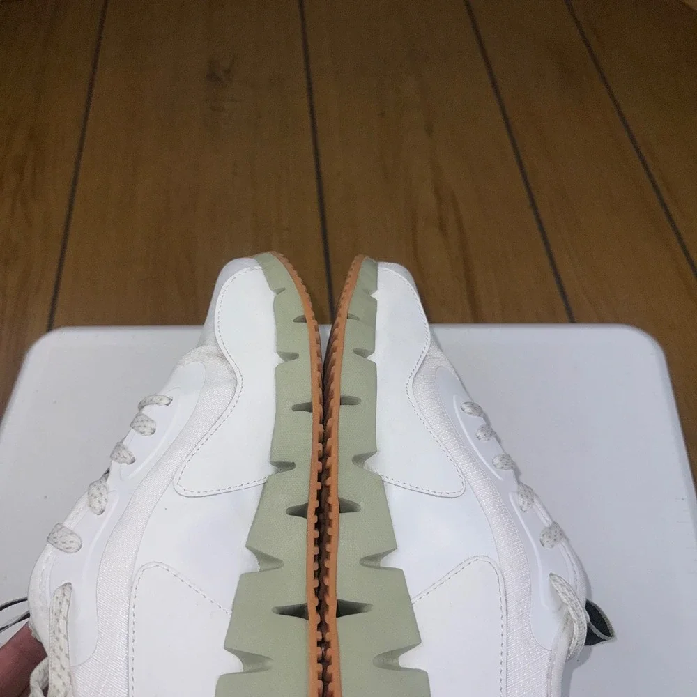 Reebok Zig Dynamica‎ 4 Adventure Womens White Sage Green Sneakers 8 100034130